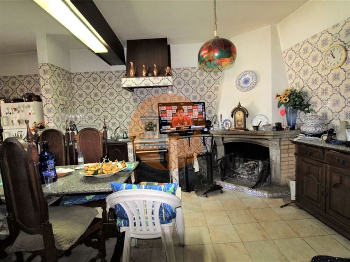 Image No.13-2 Bed House for sale