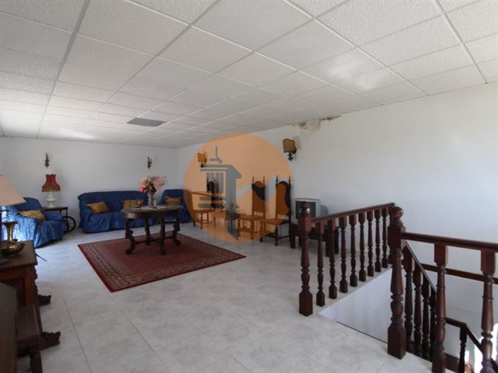 Image No.16-2 Bed House for sale