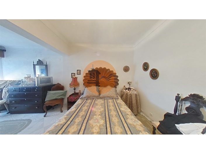 Image No.21-2 Bed House for sale