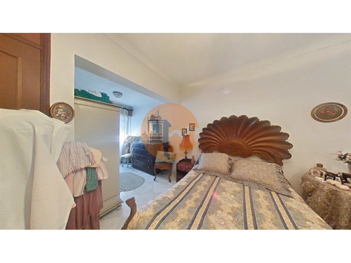 Image No.22-2 Bed House for sale