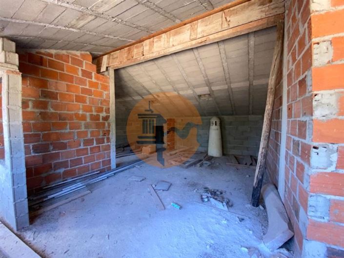 Image No.49-2 Bed House for sale