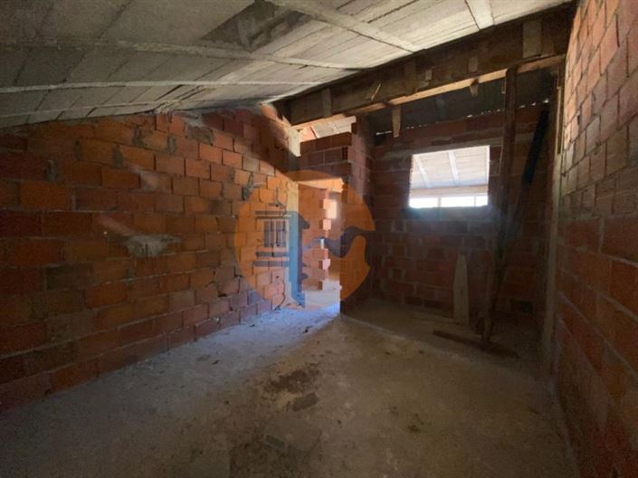 Image No.52-2 Bed House for sale