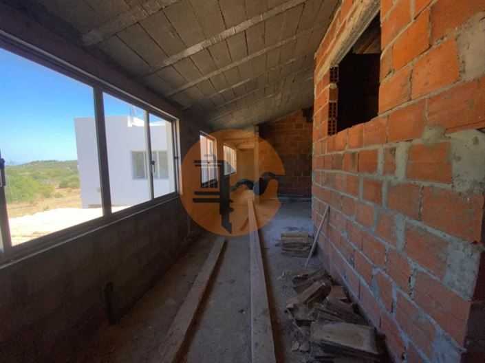 Image No.54-2 Bed House for sale