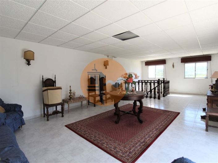 Image No.9-2 Bed House for sale