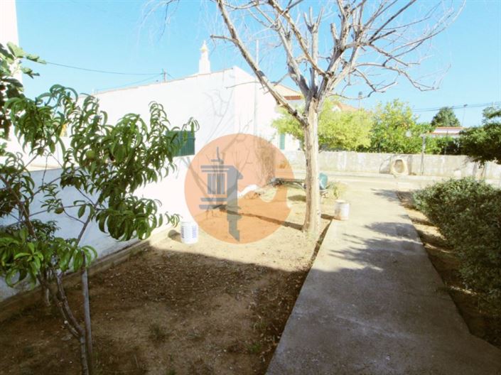 Image No.21-3 Bed House for sale