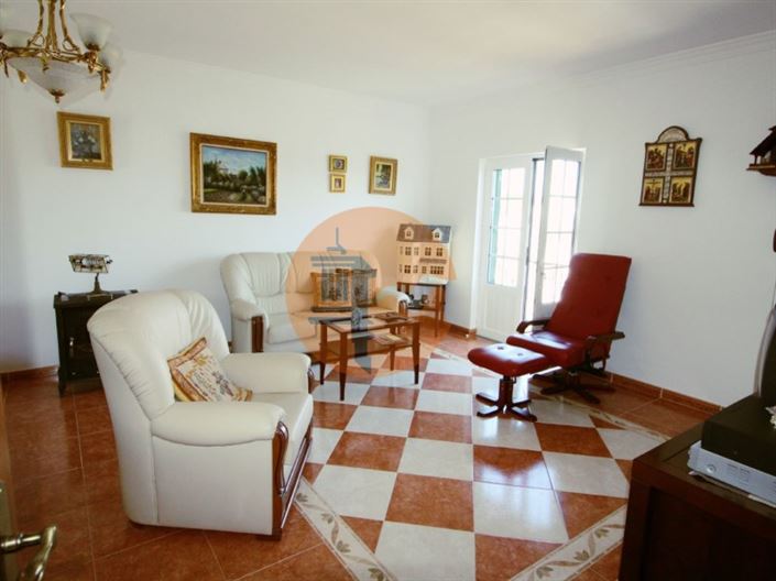 Image No.4-3 Bed House for sale