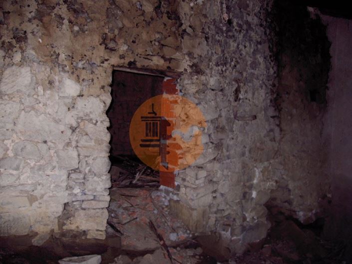 Image No.13-2 Bed House for sale