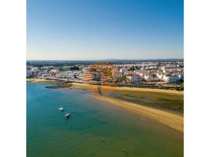 Image No.26-2 Bed Apartment for sale