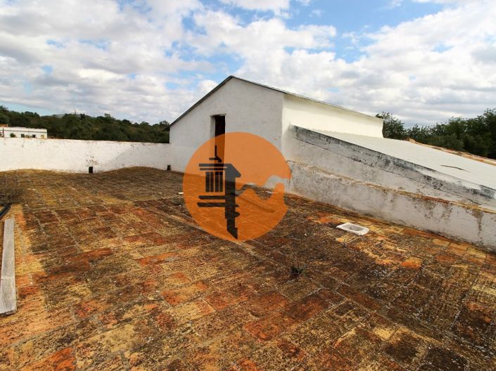 Image No.11-2 Bed House for sale