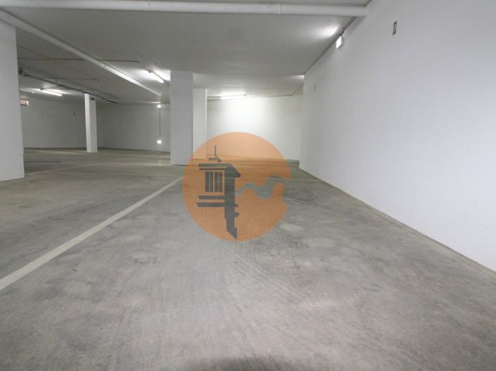 Image No.37-4 Bed Apartment for sale