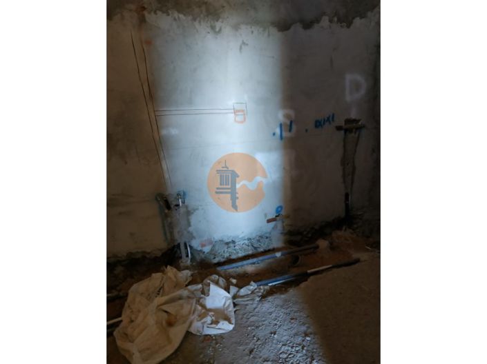 Image No.41-6 Bed House for sale