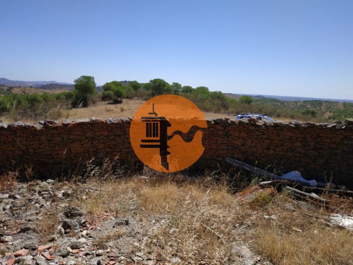 Image No.9-6 Bed House for sale