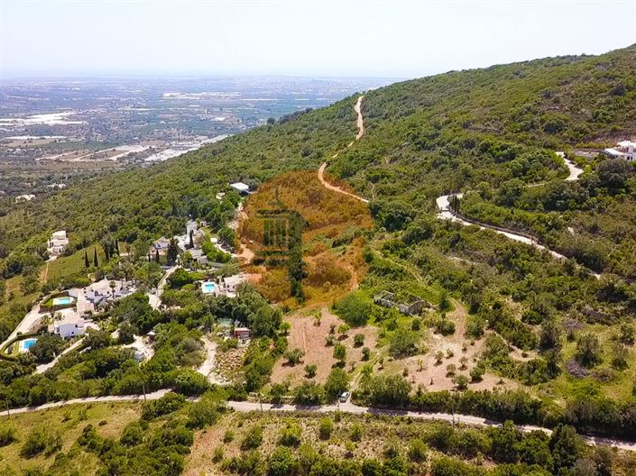 Image No.3-Terrain à vendre à Faro City