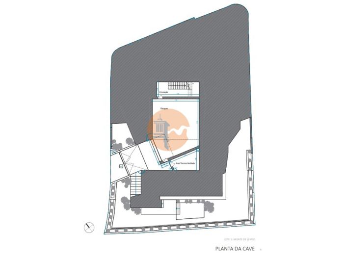 Image No.10-3 Bed House for sale