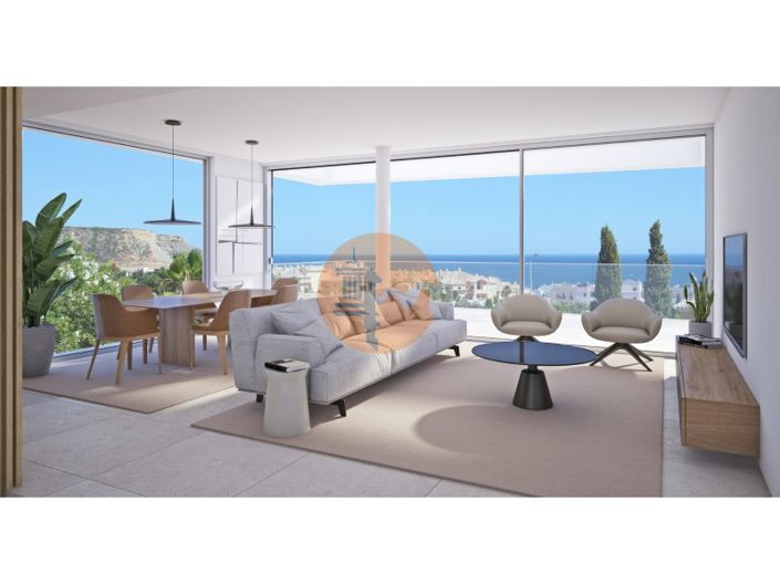 Image No.7-3 Bed House for sale