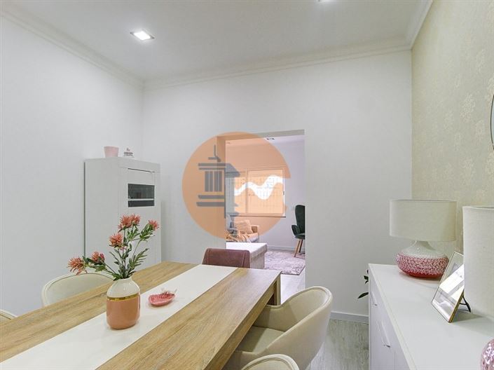 Image No.10-3 Bed House for sale