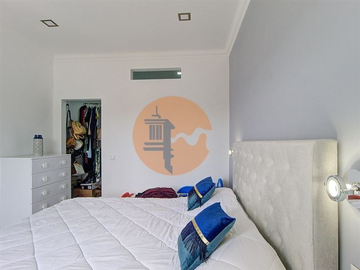 Image No.16-3 Bed House for sale