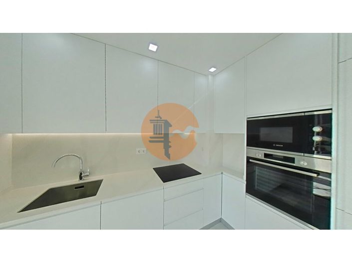 Image No.1-3 Bed Apartment for sale