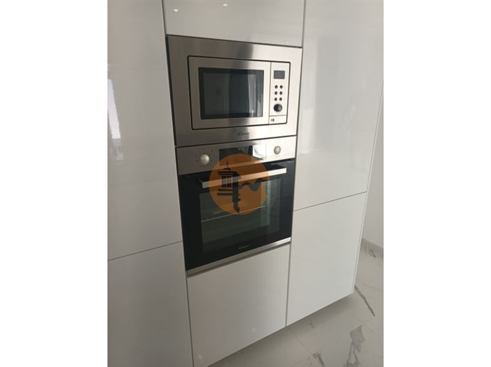 Image No.15-5 Bed House for sale