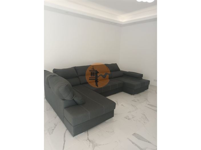 Image No.7-5 Bed House for sale