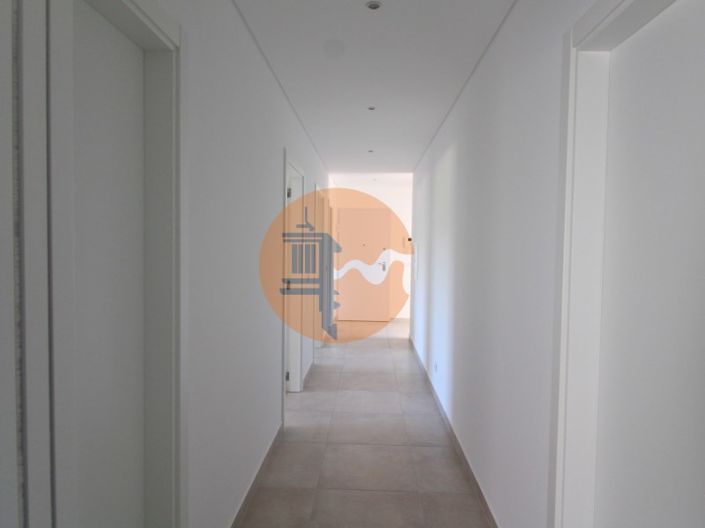 Image No.13-4 Bed Apartment for sale