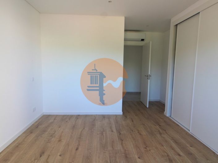 Image No.14-4 Bed Apartment for sale