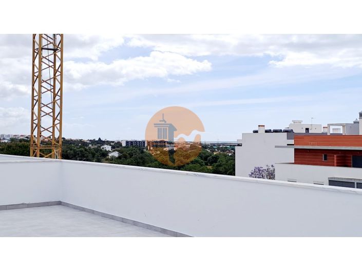 Image No.2-4 Bed Apartment for sale