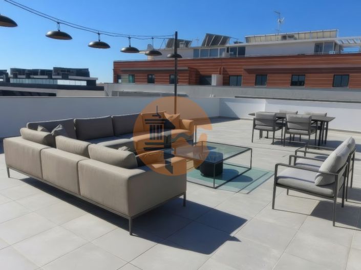 Image No.2-4 Bed Apartment for sale