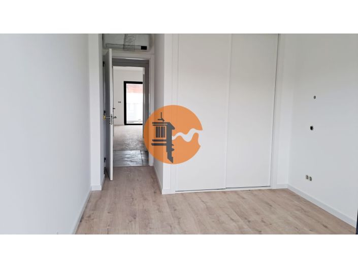 Image No.36-4 Bed Apartment for sale