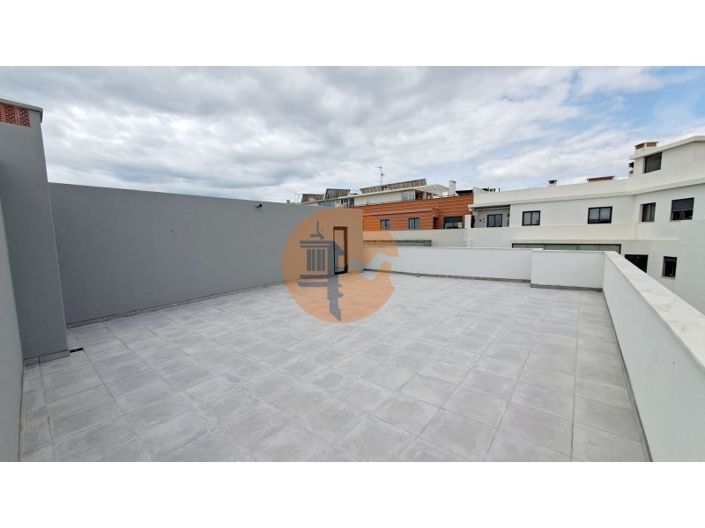 Image No.6-4 Bed Apartment for sale