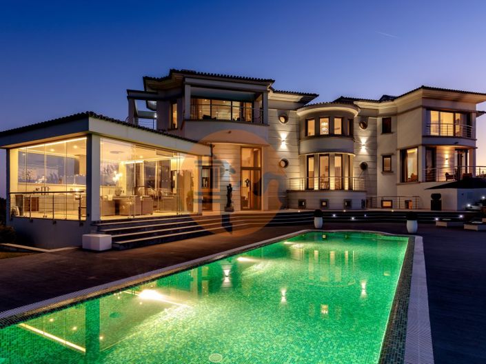 Image No.1-5 Bed House for sale
