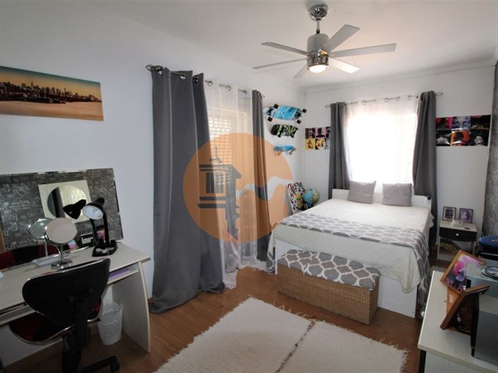 Image No.49-4 Bed House for sale