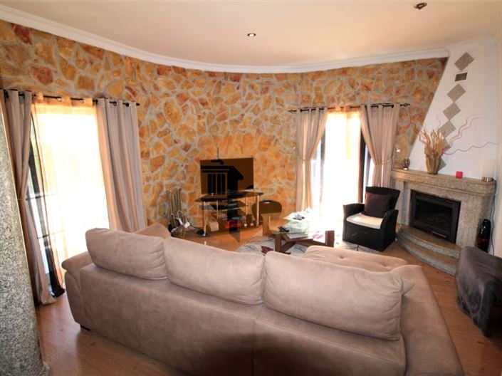 Image No.9-4 Bed House for sale