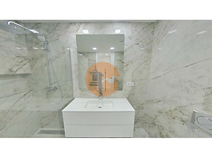 Image No.33-2 Bed Apartment for sale