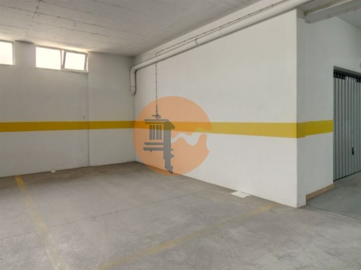 Image No.20-3 Bed Apartment for sale