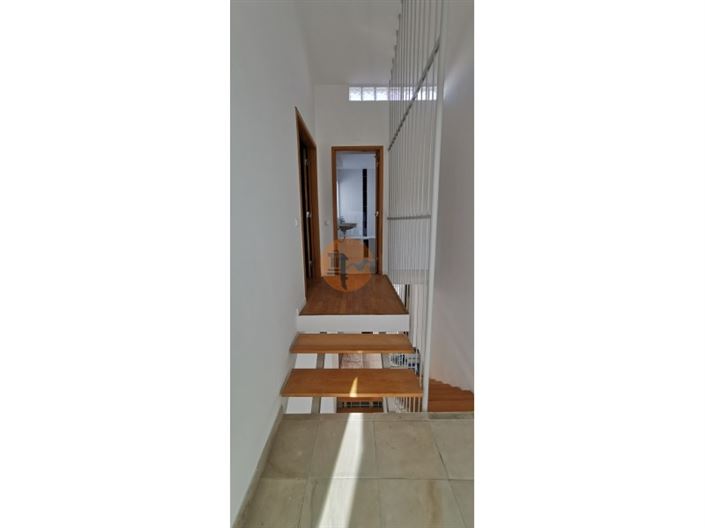 Image No.23-2 Bed House for sale