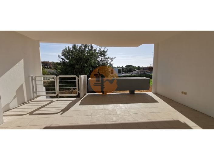 Image No.9-2 Bed House for sale