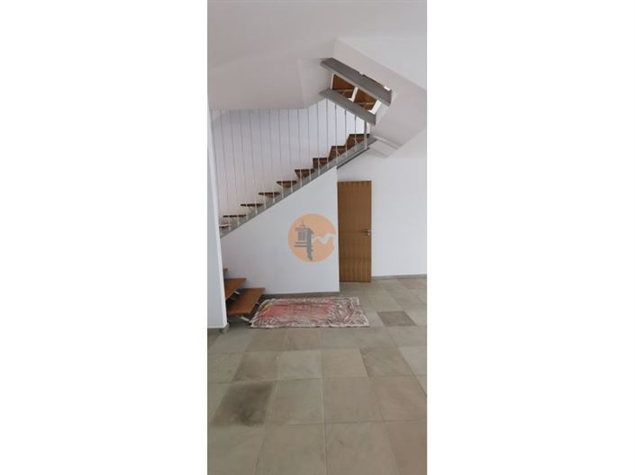 Image No.40-2 Bed House for sale