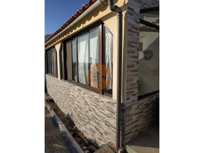 Image No.11-3 Bed House for sale