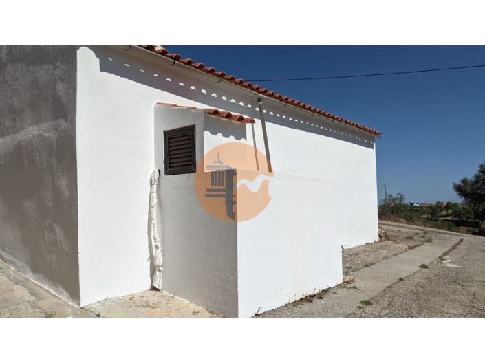 Image No.65-3 Bed House for sale