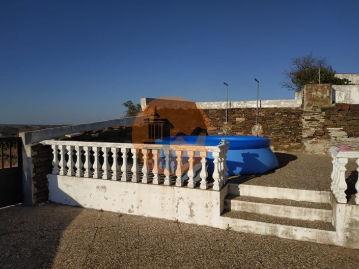 Image No.8-3 Bed House for sale