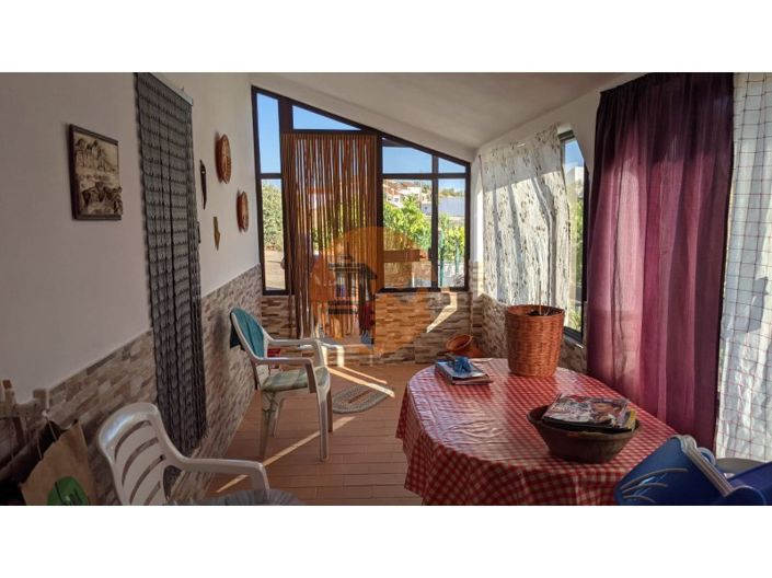 Image No.86-3 Bed House for sale