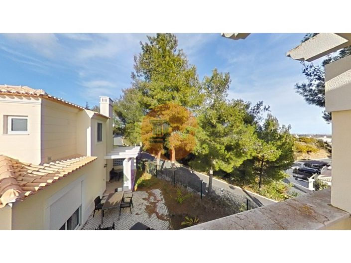 Image No.17-3 Bed House for sale