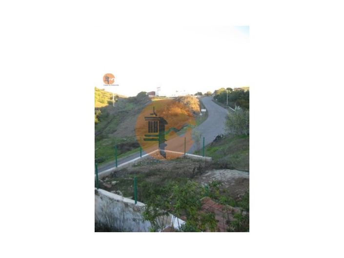Image No.19-3 Bed House for sale