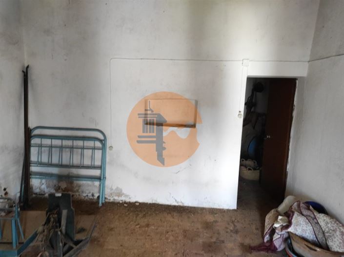 Image No.11-3 Bed House for sale