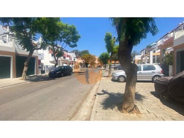 idad1e3901-0000-0500-0000-00001681553d