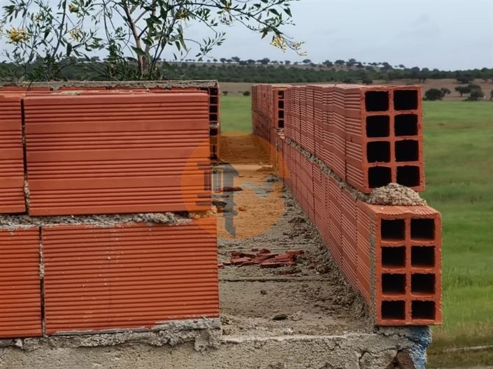 Image No.12-1 Bed House for sale