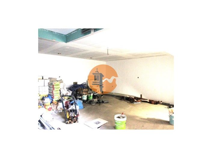 Image No.22-4 Bed House for sale