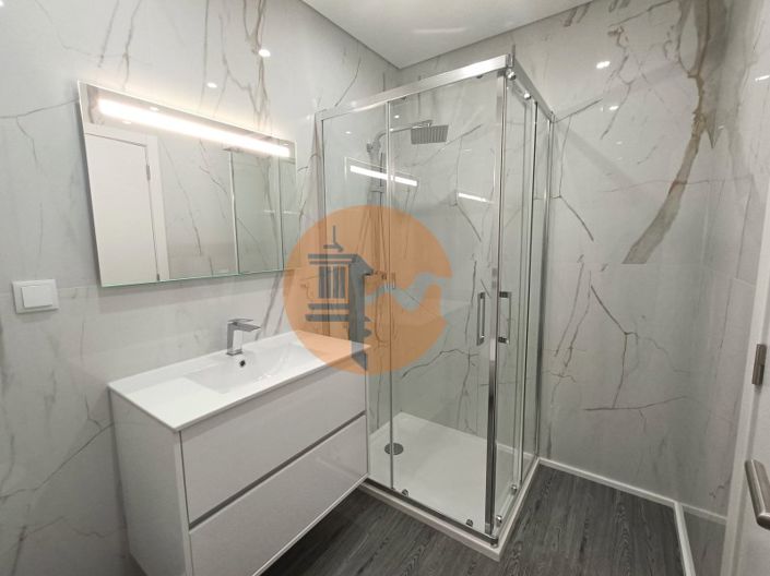 Image No.22-3 Bed Apartment for sale