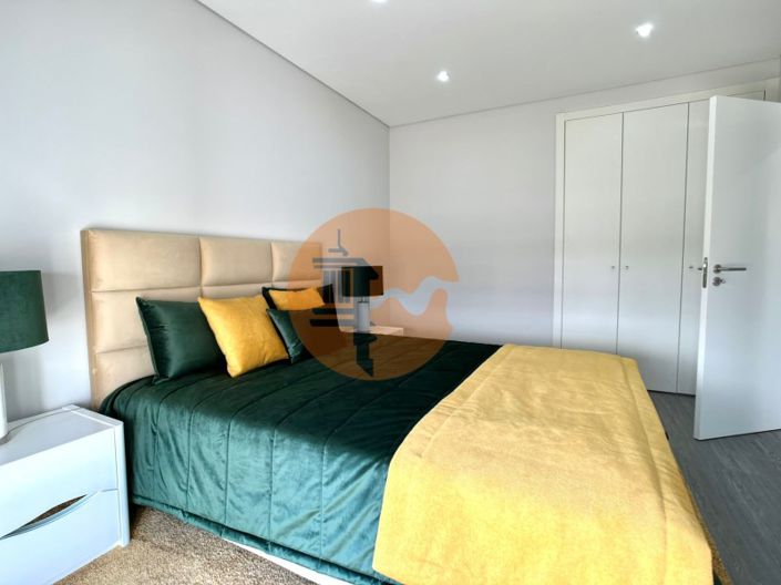 Image No.26-3 Bed Apartment for sale